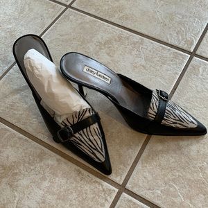 Daisey Fuentes heels